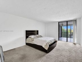 2806 N 46th Ave D637, Hollywood FL 33021