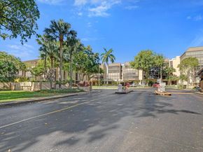 2806 N 46th Ave D637, Hollywood FL 33021