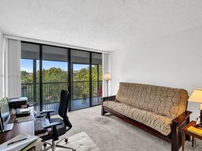 2806 N 46th Ave D637, Hollywood FL 33021