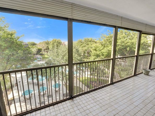 2806 N 46th Ave D637, Hollywood FL 33021