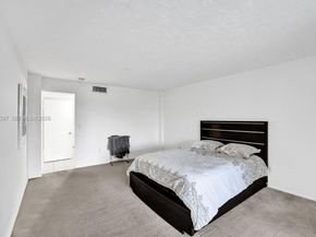 2806 N 46th Ave D637, Hollywood FL 33021