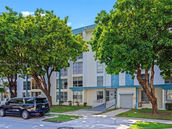 17620 Atlantic Blvd 316, Sunny Isles Beach FL 33160