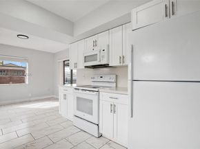 6572 SW 8th Ct, North Lauderdale FL 33068