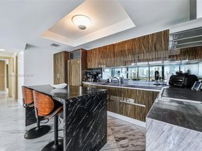 1000 Venetian Way 708, Miami FL 33139