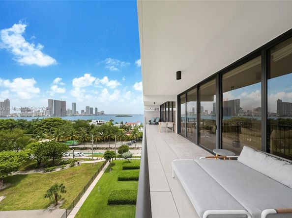 1000 Venetian Way 708, Miami FL 33139