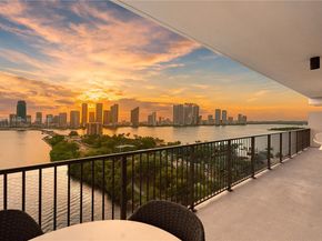 1000 Venetian Way 708, Miami FL 33139