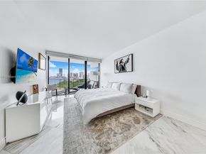 1000 Venetian Way 708, Miami FL 33139