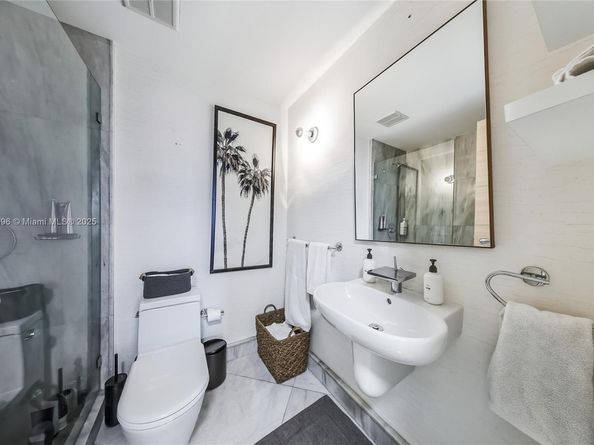 1000 Venetian Way 708, Miami FL 33139
