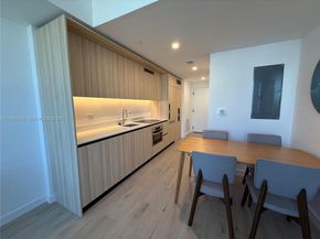 225 N Miami Ave 3505, Miami FL 33132