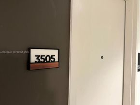 225 N Miami Ave 3505, Miami FL 33132