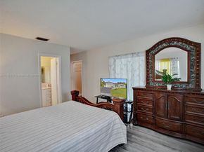 4340 NW 46th Ter, Lauderdale Lakes FL 33319