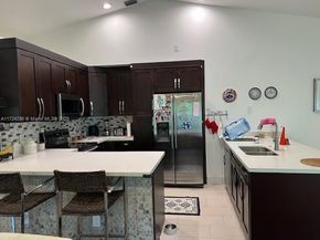 4357 Magnolia Ridge Dr, Weston FL 33331
