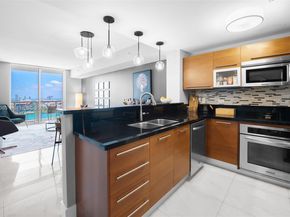 253 NE 2nd St 2503, Miami FL 33132