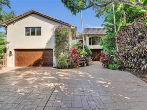 2941 Fairway Dr, Hollywood FL 33021