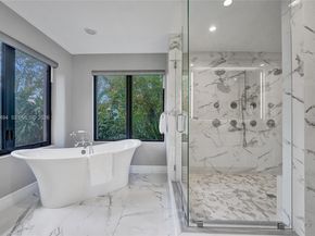 2941 Fairway Dr, Hollywood FL 33021