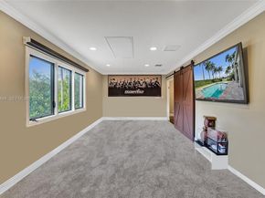 2941 Fairway Dr, Hollywood FL 33021