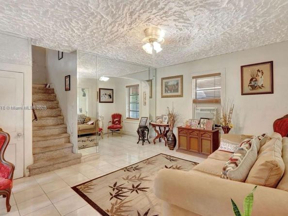 Undisclosed Address #A11835718, Miami FL 33127
