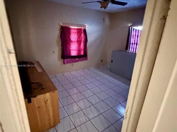 3561 NW 106th St, Miami FL 33147