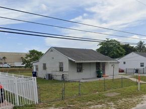 3561 NW 106th St, Miami FL 33147