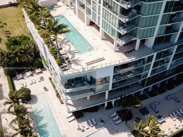 2900 NE 7th Ave 2407, Miami FL 33137