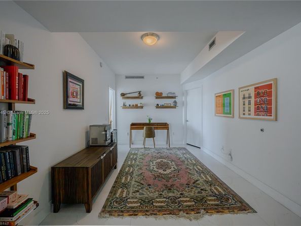 2900 NE 7th Ave 2407, Miami FL 33137