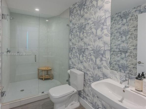 2900 NE 7th Ave 2407, Miami FL 33137