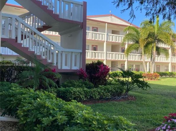 157 Fanshaw D 157, Boca Raton FL 33434