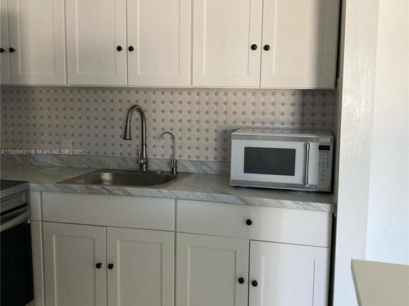 157 Fanshaw D 157, Boca Raton FL 33434