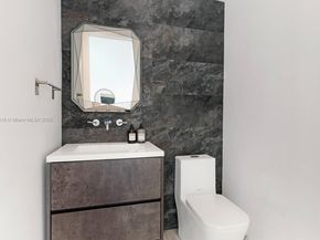 4520 N Meridian Ave, Miami Beach FL 33140