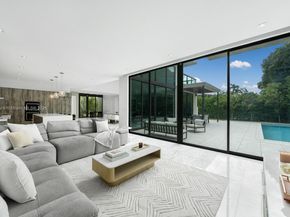 4520 N Meridian Ave, Miami Beach FL 33140