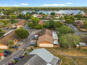 6722 NW 192nd Ln, Hialeah FL 33015