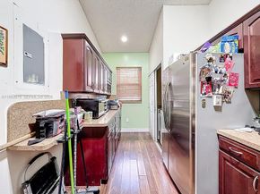6722 NW 192nd Ln, Hialeah FL 33015