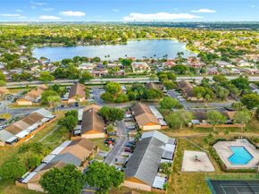 6722 NW 192nd Ln, Hialeah FL 33015