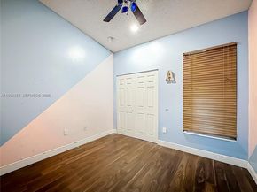 6722 NW 192nd Ln, Hialeah FL 33015