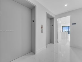 700 NE 24th St 4402, Miami FL 33137