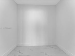 700 NE 24th St 4402, Miami FL 33137