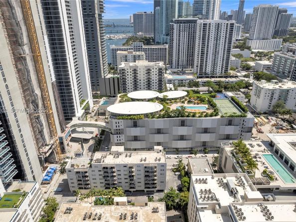 700 NE 24th St 4402, Miami FL 33137