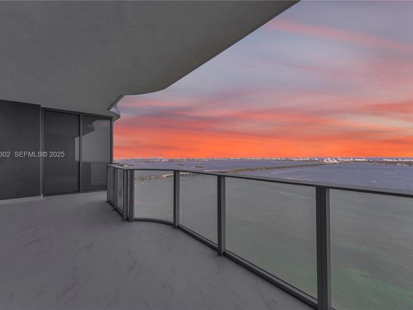 700 NE 24th St 4402, Miami FL 33137