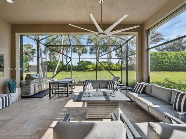 12065 N Kalmar Cir, Parkland FL 33076