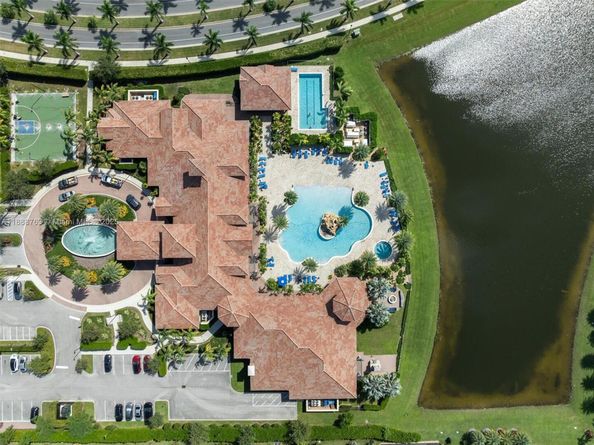 12065 N Kalmar Cir, Parkland FL 33076