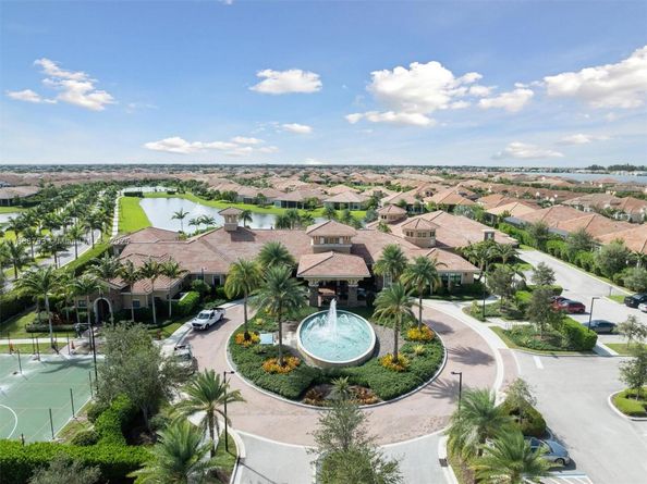 12065 N Kalmar Cir, Parkland FL 33076
