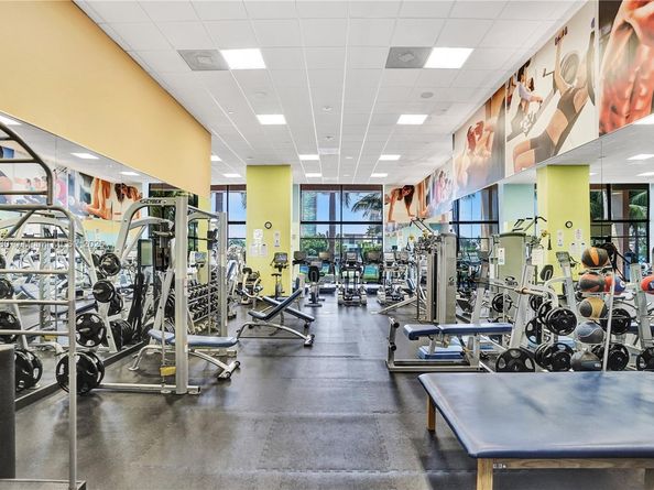 19667 Turnberry Way 5J, Aventura FL 33180