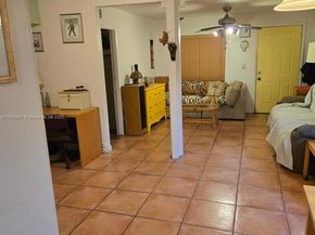 2415 Garfield St, Hollywood FL 33020