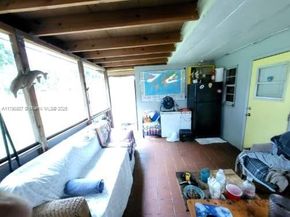 2415 Garfield St, Hollywood FL 33020