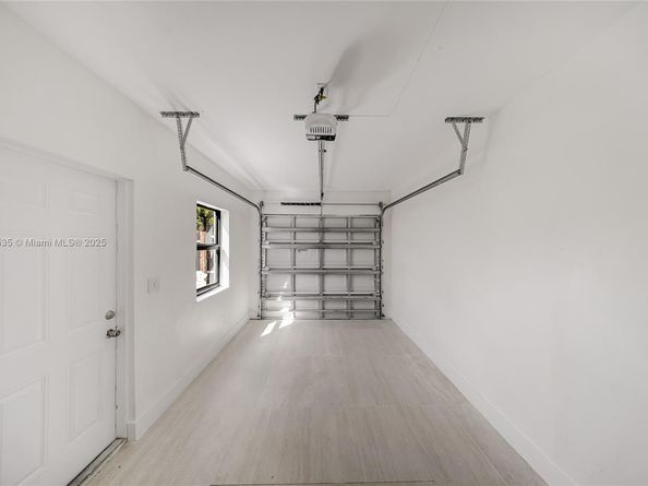 1244 SW 14th St, Miami FL 33145