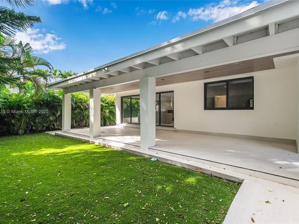 1244 SW 14th St, Miami FL 33145