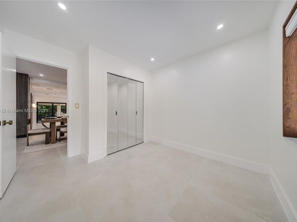 1244 SW 14th St, Miami FL 33145