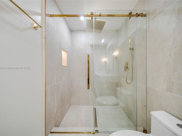 1244 SW 14th St, Miami FL 33145