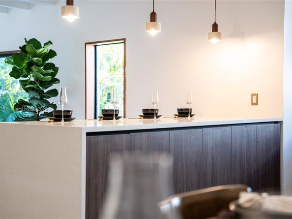 1244 SW 14th St, Miami FL 33145