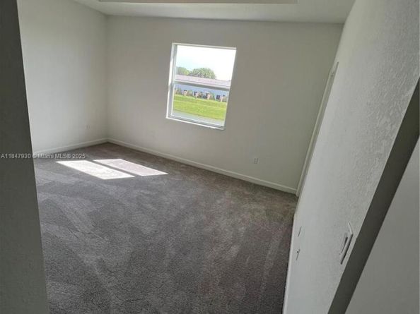 2357 NW 122nd Ter, Miami FL 33167